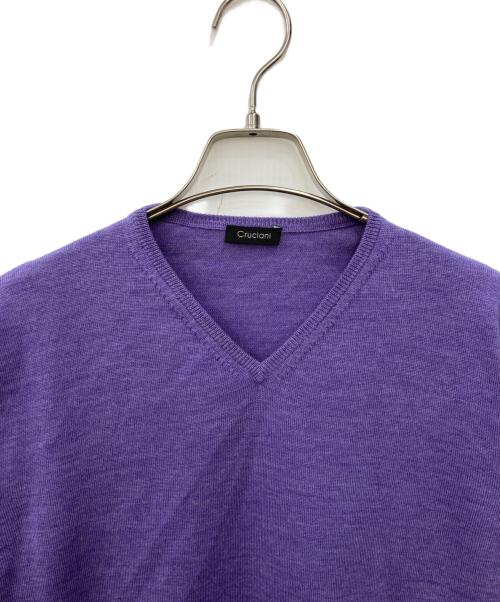 Cruciani（クルチアーニ）CRUCIANI (クルチアーニ) ウールVネックニット パープル サイズ:SIZE 48の古着・服飾アイテム