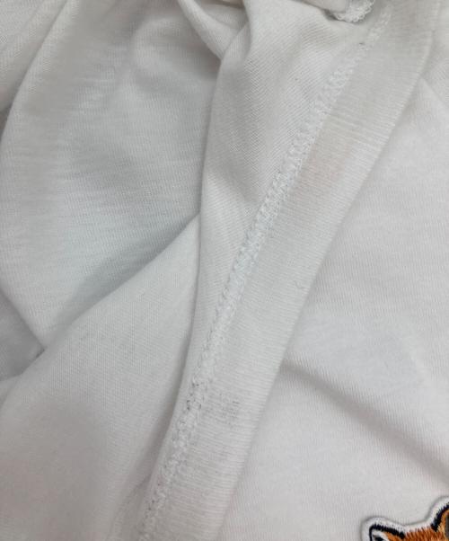 maison kitsune（メゾンキツネ）MAISON KITSUNE (メゾンキツネ) FOX HEAD PATCH REGULAR LONG-SLEEVED TEE-SHIRT ホワイト サイズ:Sの古着・服飾アイテム