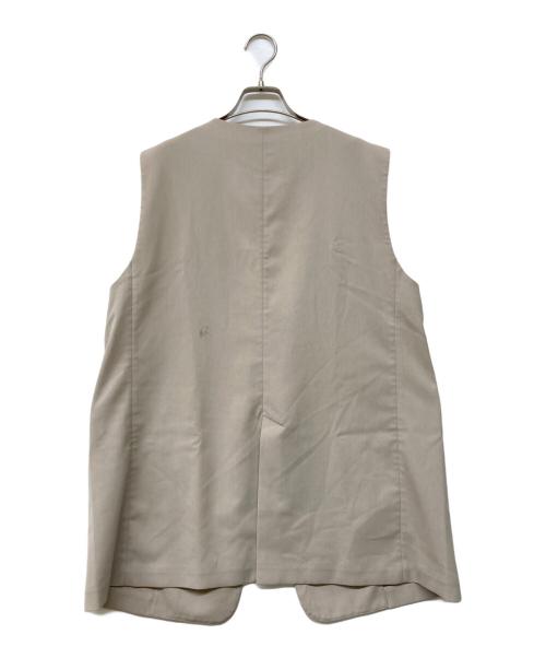 UNFILO（アンフィーロ）UNFILO (アンフィーロ) 【接触冷感/UVケア/ストレッチ】TENNEN TOUCH ミドルジレ ベージュ サイズ:SIZEXLの古着・服飾アイテム