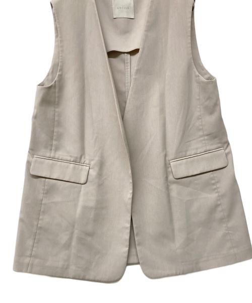 UNFILO（アンフィーロ）UNFILO (アンフィーロ) 【接触冷感/UVケア/ストレッチ】TENNEN TOUCH ミドルジレ ベージュ サイズ:SIZEXLの古着・服飾アイテム