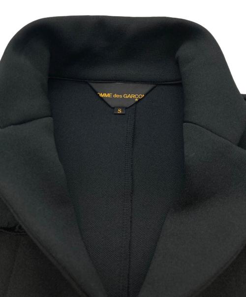 COMME des GARCONS（コムデギャルソン）COMME des GARCONS (コムデギャルソン) カッティングデザイン エステルジャケット ブラック サイズ:Sの古着・服飾アイテム