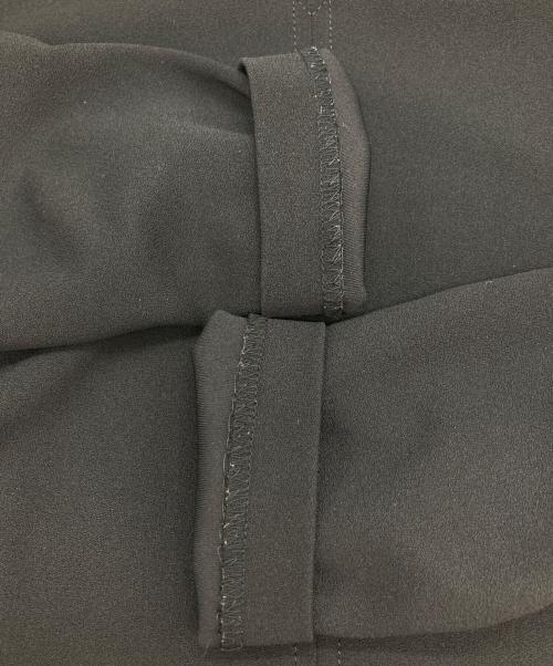 BLENHEIM（ブレンヘイム）BLENHEIM (ブレンヘイム) ニットジョーゼットVネックワンピース ブラック サイズ:Mの古着・服飾アイテム