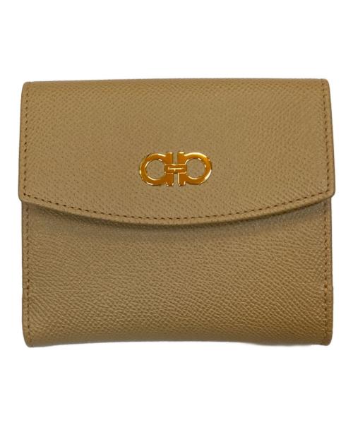 Salvatore Ferragamo（サルヴァトーレ フェラガモ）Salvatore Ferragamo (サルヴァトーレ フェラガモ) ダブルガンチーニ レザーコンパクトウォレット ベージュの古着・服飾アイテム