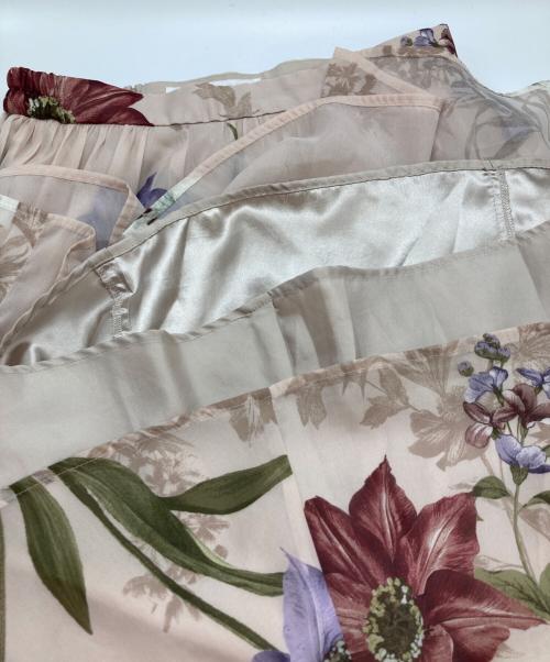 Rirandture（リランドチュール）Rirandture (リランドチュール) ボタニカル大花スカート ベージュ サイズ:1の古着・服飾アイテム