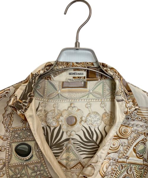 HERMES（エルメス）HERMES (エルメス) ジュエリープリントシルクシャツ ベージュ サイズ:34の古着・服飾アイテム