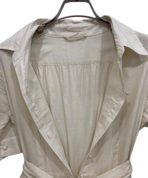 JENNE（ジェンヌ）JENNE (ジェンヌ) オードリールック 半袖フレアシャツワンピース ベージュ サイズ:Sの古着・服飾アイテム