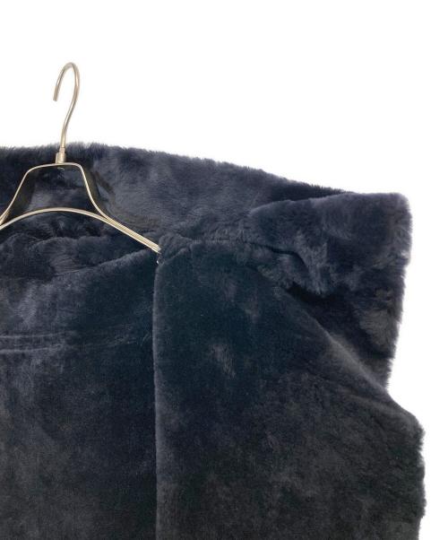 UNITED ARROWS TOKYO（ユナイテッドアローズトウキョウ）UNITED ARROWS TOKYO (ユナイテッドアローズトウキョウ) リアルムートンコート ネイビー サイズ:38 未使用品の古着・服飾アイテム