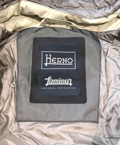 HERNO（ヘルノ）HERNO (ヘルノ) LAMINAR ゴアテックス インフィニアム ウィンドストッパー コート　PI141UL111061300 アイスベージュ サイズ:44の古着・服飾アイテム