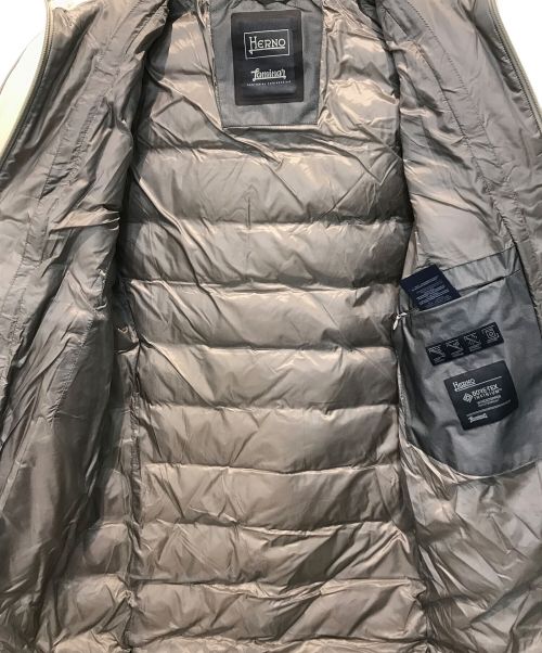 HERNO（ヘルノ）HERNO (ヘルノ) LAMINAR ゴアテックス インフィニアム ウィンドストッパー コート　PI141UL111061300 アイスベージュ サイズ:44の古着・服飾アイテム