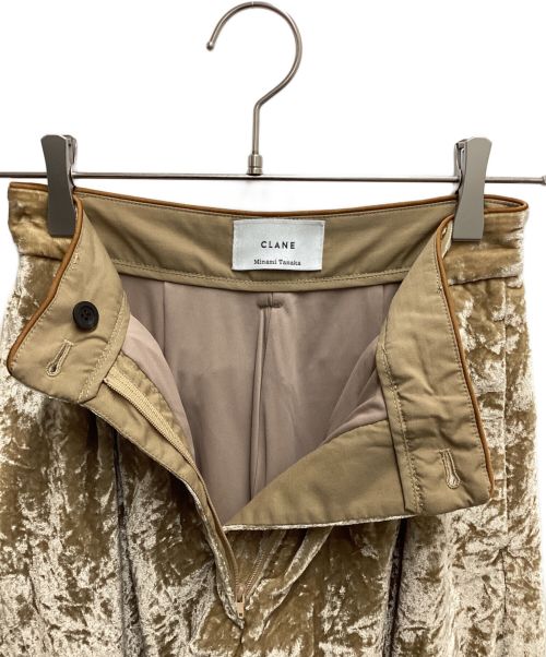 CLANE（クラネ）CLANE (クラネ) MINAMI TANAKA (ミナミ タナカ) COLOR LINE VELOR PANTS ベージュの古着・服飾アイテム