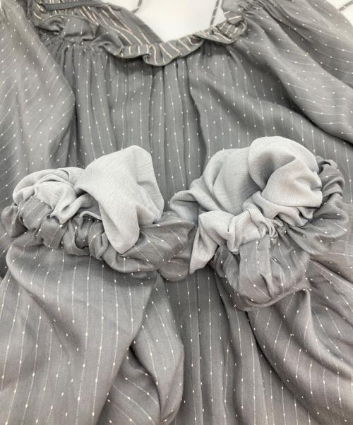 IRENE（アイレネ）IRENE (アイレネ) Pin Dot Stripe Dress グレー サイズ:36の古着・服飾アイテム