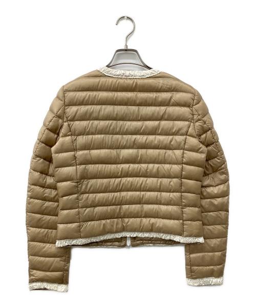 MONCLER（モンクレール）MONCLER (モンクレール) FLAVIENNE/フラヴィエンヌノーカラーダウンジャケット ベージュの古着・服飾アイテム