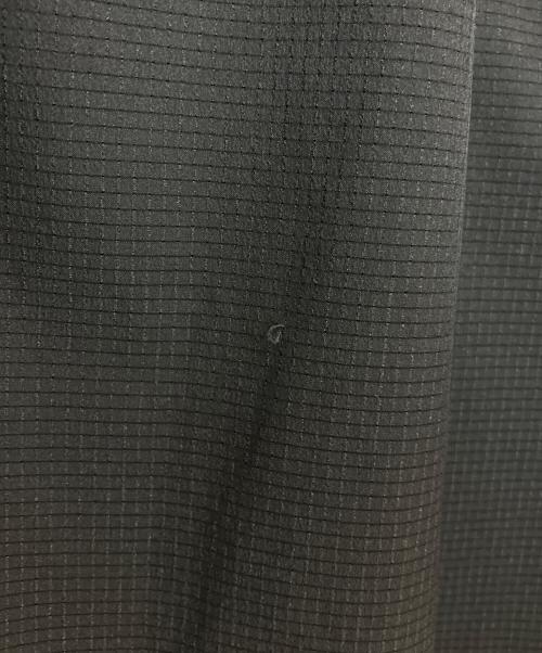 LE PHIL（ル フィル）LE PHIL (ル フィル) クールドットサッカーブラウス ブラック サイズ:Freeの古着・服飾アイテム