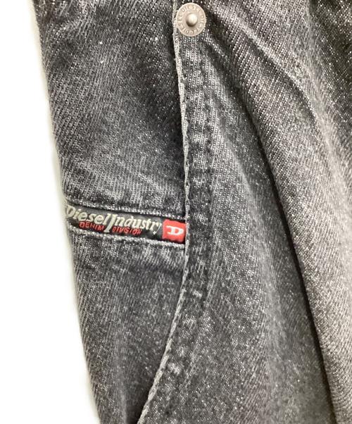 DIESEL（ディーゼル）DIESEL (ディーゼル) d-fish 0hlaa デニムカーゴパンツ ブラック サイズ:28の古着・服飾アイテム