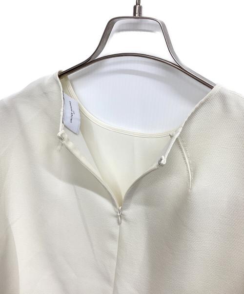 UNITED ARROWS（ユナイテッドアローズ）UNITED ARROWS (ユナイテッドアローズ) COMFY ドロストヘム 五分袖 ブラウス アイボリー サイズ:38の古着・服飾アイテム