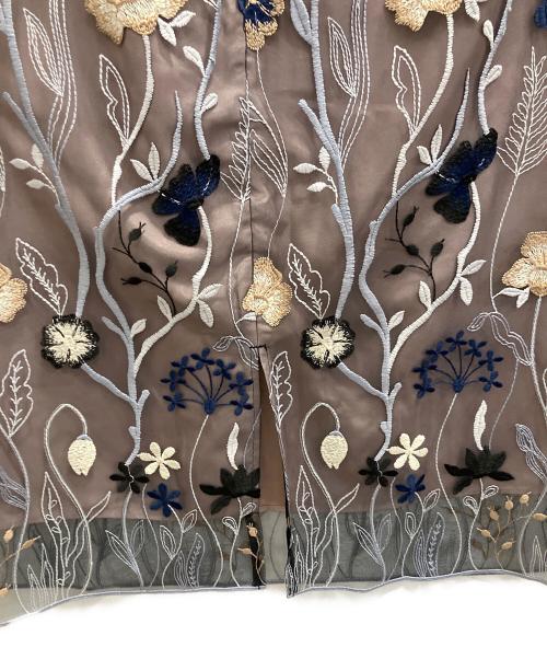 Loulou Willoughby（ルルウィルビー）Loulou Willoughby (ルルウィルビー) BLUE GARDEN刺繍タイトスカート ブラック×ピンク サイズ:2 未使用品の古着・服飾アイテム