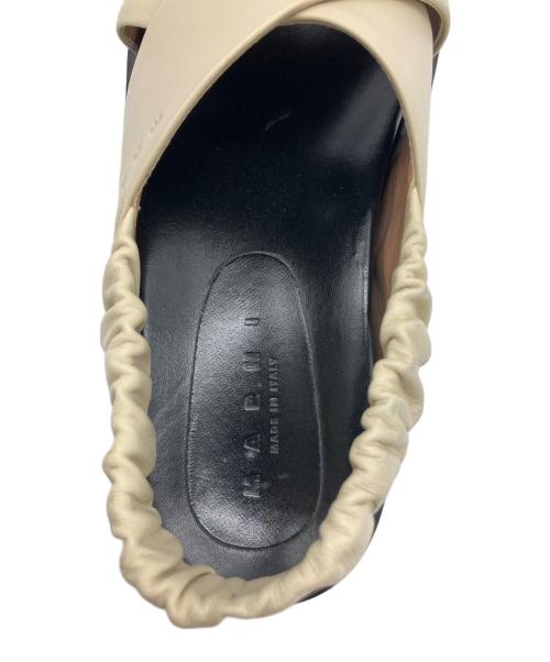 MARNI（マルニ）MARNI (マルニ) レザークロスサンダル ベージュ サイズ:37 1/2の古着・服飾アイテム