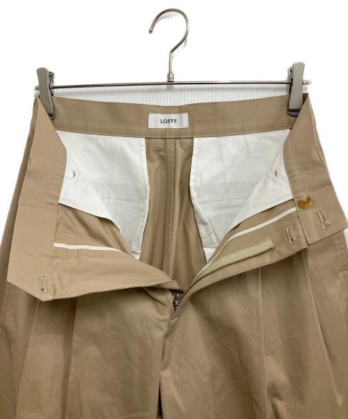 LOEFF（ロエフ）LOEFF (ロエフ) コットンツイル 2タック チノパンツ ベージュ サイズ:2の古着・服飾アイテム