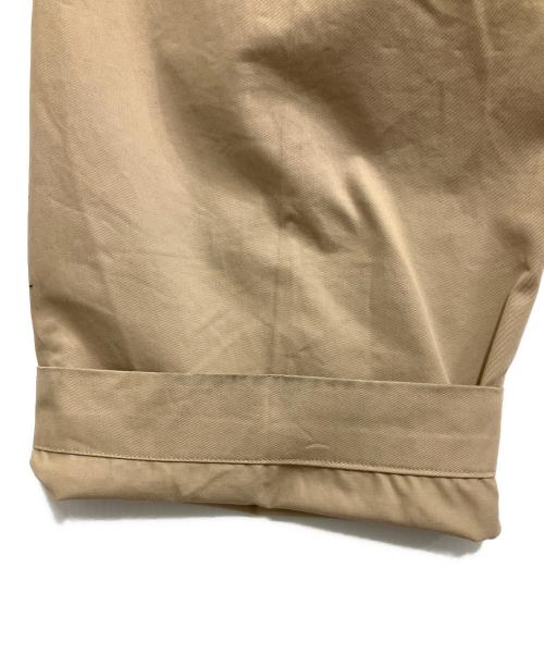 LOEFF（ロエフ）LOEFF (ロエフ) コットンツイル 2タック チノパンツ ベージュ サイズ:2の古着・服飾アイテム