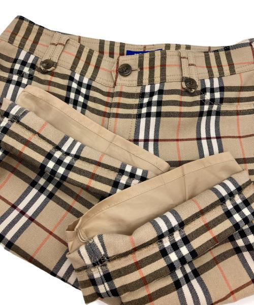 BURBERRY BLUE LABEL（バーバリーロンドンブルーレーベル）BURBERRY BLUE LABEL (バーバリーロンドンブルーレーベル) ノヴァチェックハーフパンツ ベージュ サイズ:SIZE 36の古着・服飾アイテム