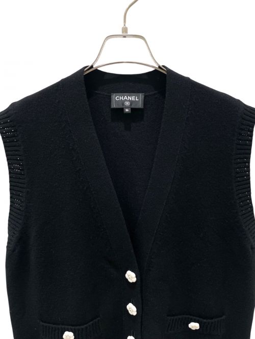 CHANEL（シャネル）CHANEL (シャネル) カメリアボタン カシミヤ ニット ベスト ブラック サイズ:36の古着・服飾アイテム