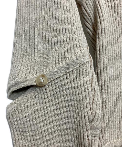 jacquemus（ジャックムス）jacquemus (ジャックムス) アシンメトリーニット ベージュ サイズ:38の古着・服飾アイテム