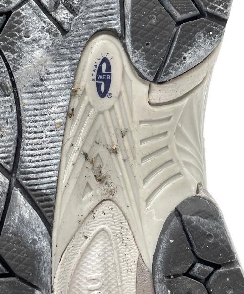 NEW BALANCE（ニューバランス）NEW BALANCE (ニューバランス) M2002 グレー サイズ:28.5cmの古着・服飾アイテム