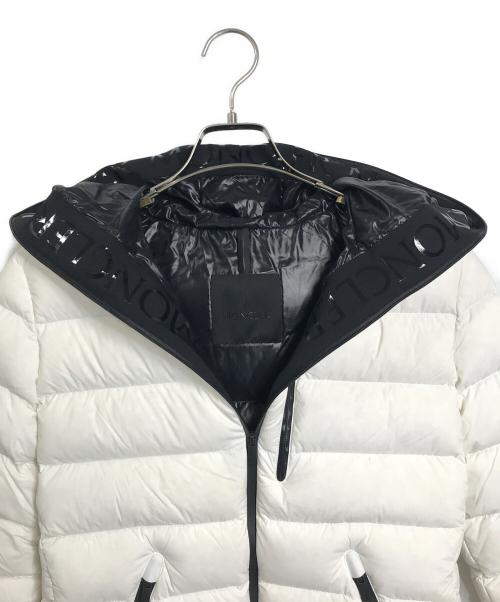 MONCLER（モンクレール）MONCLER (モンクレール) HERBE エルベ ダウンジャケット　フードジャケット ホワイト サイズ:1の古着・服飾アイテム