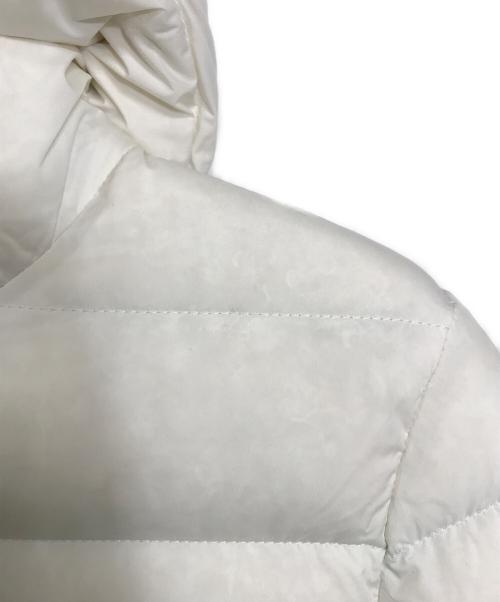 MONCLER（モンクレール）MONCLER (モンクレール) HERBE エルベ ダウンジャケット　フードジャケット ホワイト サイズ:1の古着・服飾アイテム