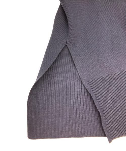 yuw（ユウ）yuw (ユウ) バイカラーニットワンピース ネイビー サイズ:Free 未使用品の古着・服飾アイテム