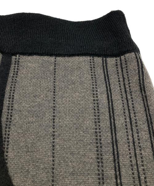 willfully（ウィルフリー）willfully (ウィルフリー) ジャガードニットスカート チャコールグレー サイズ:Freeの古着・服飾アイテム