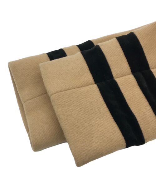 LOVELESS（ラブレス）LOVELESS (ラブレス) ファー衿プリーツコート ベージュ サイズ:34 未使用品の古着・服飾アイテム