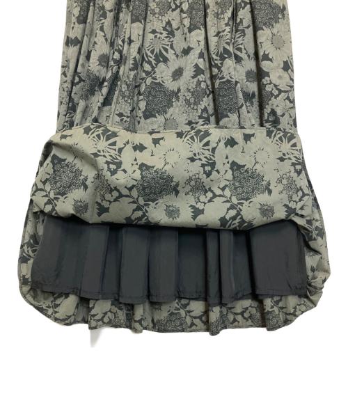 KAGURE（カグレ）KAGURE (カグレ) リバティプリントスカート ブラック サイズ:Freeの古着・服飾アイテム