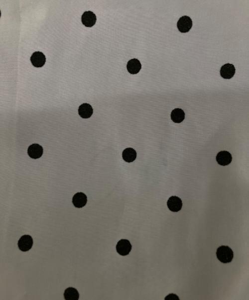 La TOTALITE（ラ ト―タリテ）La TOTALITE (ラ ト―タリテ) ドットフロッキーボリュームスカート グレー サイズ:36の古着・服飾アイテム