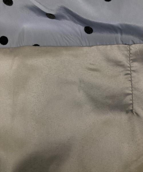 La TOTALITE（ラ ト―タリテ）La TOTALITE (ラ ト―タリテ) ドットフロッキーボリュームスカート グレー サイズ:36の古着・服飾アイテム