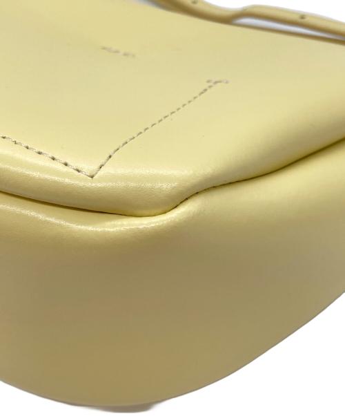 YAHKI（ヤーキ）YAHKI (ヤーキ) 舟形ショルダーバッグ イエローの古着・服飾アイテム