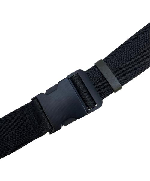 BOTTEGA VENETA（ボッテガベネタ）BOTTEGA VENETA (ボッテガベネタ) イントレチャート ビッグ ベルトバッグ オリーブの古着・服飾アイテム