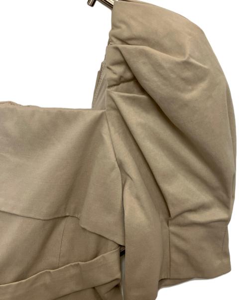 HER LIP TO（ハーリップトゥ）HER LIP TO (ハーリップトゥ) Troncais Puff Sleeve Dress ベージュ サイズ:S 未使用品の古着・服飾アイテム