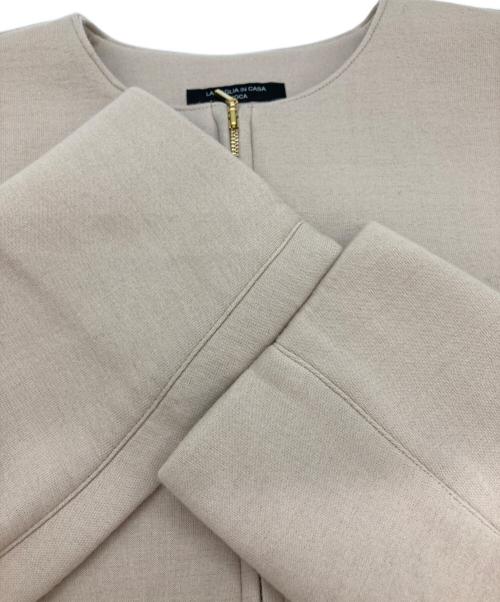 EPOCA（エポカ）EPOCA (エポカ) LA MAGLIA IN CASA ダンボールニットノーカラージャケット ベージュ サイズ:40の古着・服飾アイテム