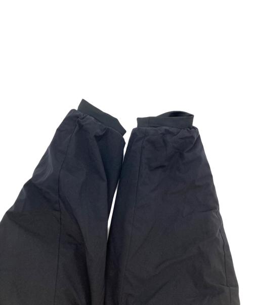 F.C.R.B.（エフシーレアルブリストル）F.C.R.B. (エフシーレアルブリストル) REVERSIBLE TEAM PADDED JACKET ブラック サイズ:Mの古着・服飾アイテム