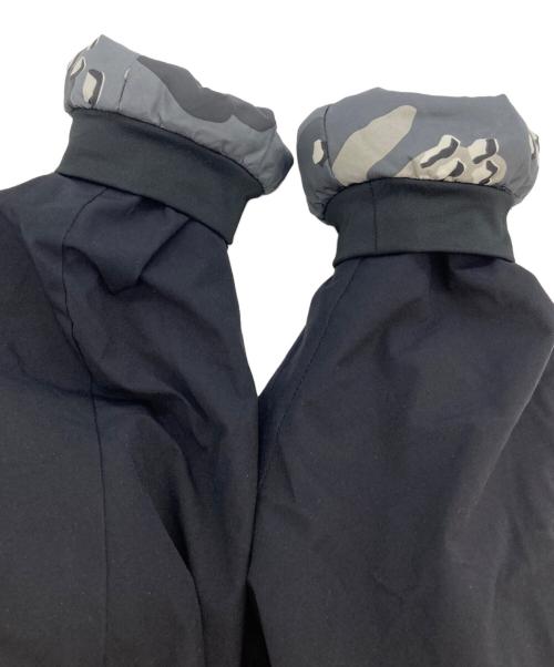 F.C.R.B.（エフシーレアルブリストル）F.C.R.B. (エフシーレアルブリストル) REVERSIBLE TEAM PADDED JACKET ブラック サイズ:Mの古着・服飾アイテム