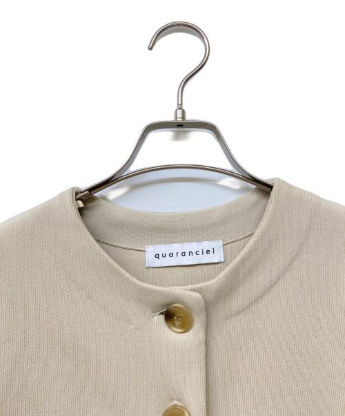 quaranciel（カランシエル）quaranciel (カランシエル) ノーカラー クラシカル ジャケット カーディガン ベージュ サイズ:Fの古着・服飾アイテム