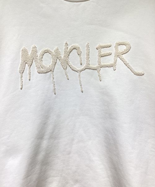 MONCLER（モンクレール）MONCLER (モンクレール) スパンコールロゴクルーネックスウェット ホワイト サイズ:XXLの古着・服飾アイテム