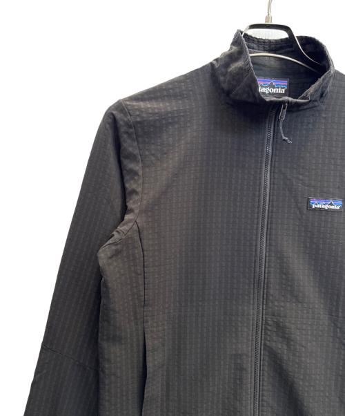 Patagonia（パタゴニア）Patagonia (パタゴニア) R1 TECHFACE JACKET ブラック サイズ:Ｓの古着・服飾アイテム