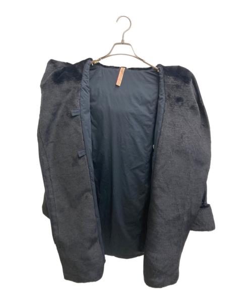 YOSOOU（ヨソオウ）YOSOOU (ヨソオウ) フェイクムートンダウンコート ネイビー サイズ:3 未使用品の古着・服飾アイテム