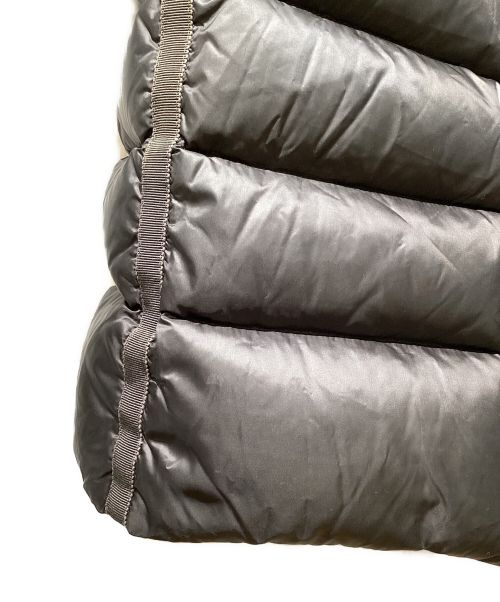 MONCLER（モンクレール）MONCLER (モンクレール) HERMIFUR ダウンコート グレーの古着・服飾アイテム