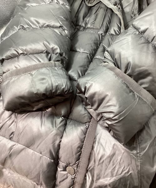 MONCLER（モンクレール）MONCLER (モンクレール) HERMIFUR ダウンコート グレーの古着・服飾アイテム