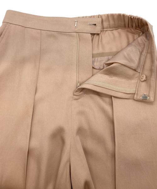 GRACE CONTINENTAL（グレースコンチネンタル）GRACE CONTINENTAL (（グレースコンチネンタル) タックスリットパンツ ベージュ サイズ:36の古着・服飾アイテム