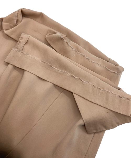 GRACE CONTINENTAL（グレースコンチネンタル）GRACE CONTINENTAL (（グレースコンチネンタル) タックスリットパンツ ベージュ サイズ:36の古着・服飾アイテム