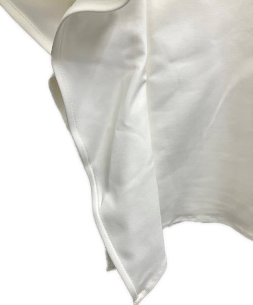 OBLI（オブリ）OBLI (オブリ) フリルダブルクロスブラウス ホワイト サイズ:SIZE Free 未使用品の古着・服飾アイテム